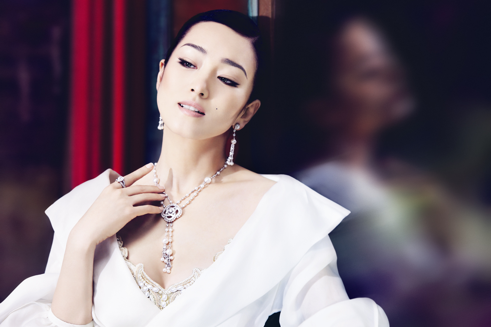 Gong Li · Cartier